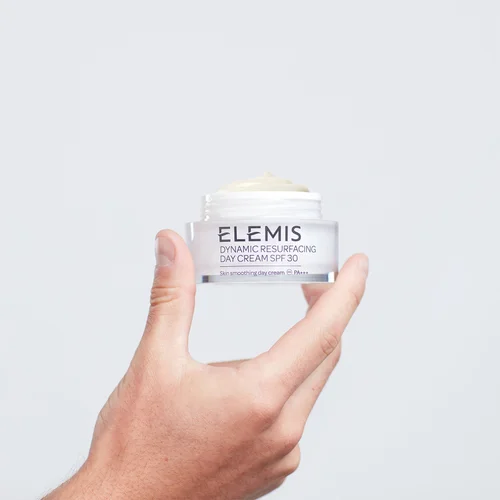 Dynamic Resurfacing Crème de Jour SPF 30 50ml image 4