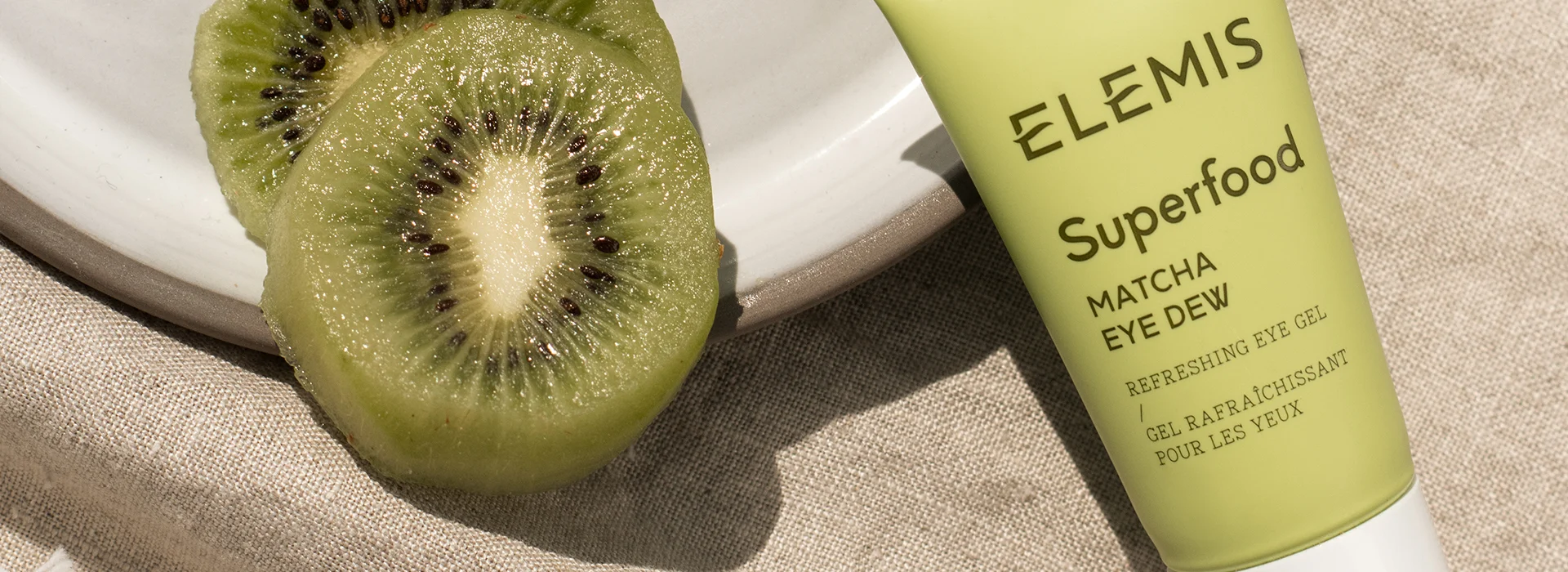 Bonjour aux yeux brillants